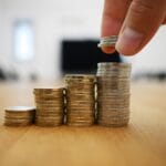 Jak prowadzić pierwsze rozmowy sprzedażowe bez stresu